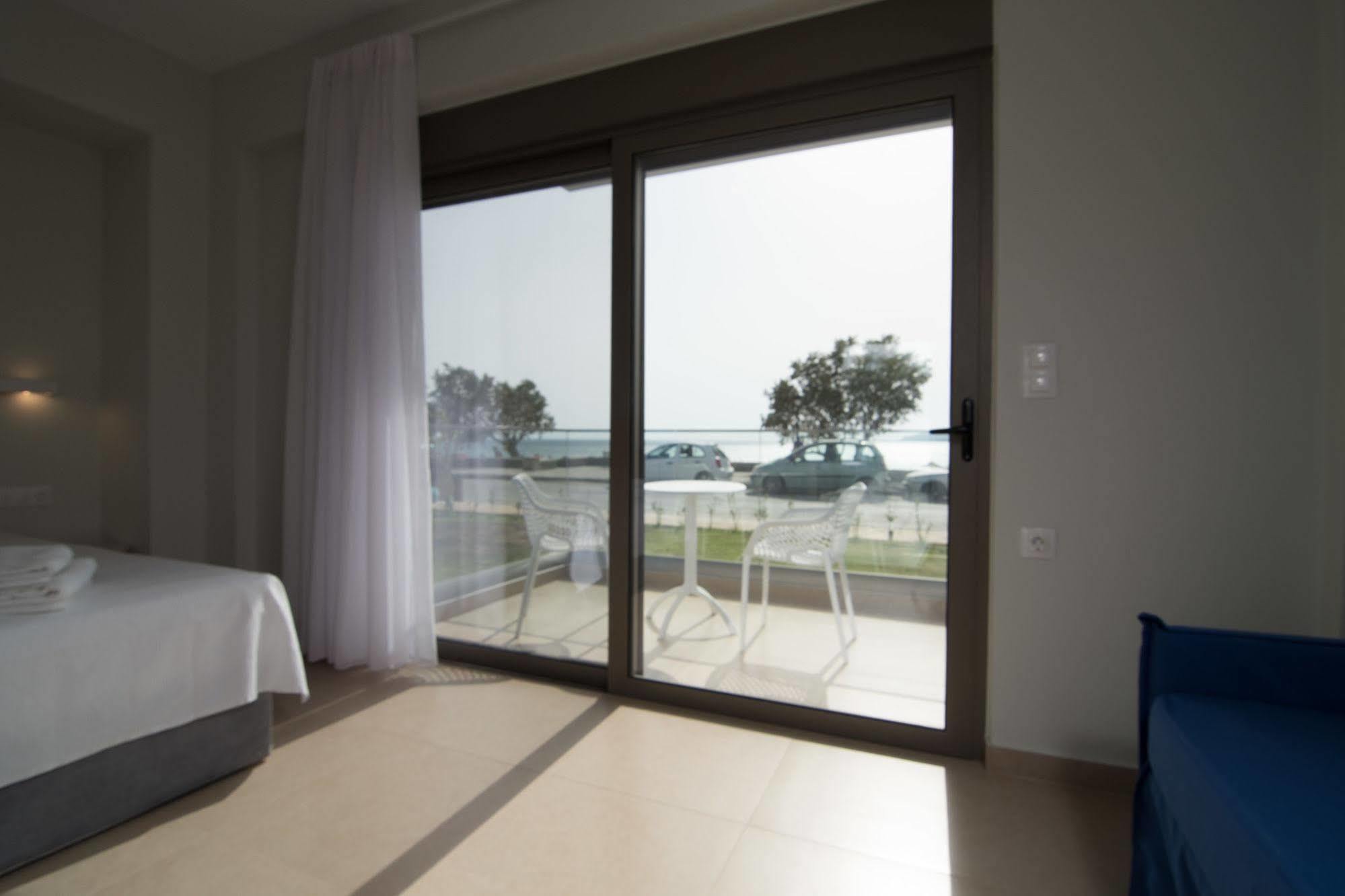 فندق باليوخورافي  Blue Horizon المظهر الخارجي الصورة
