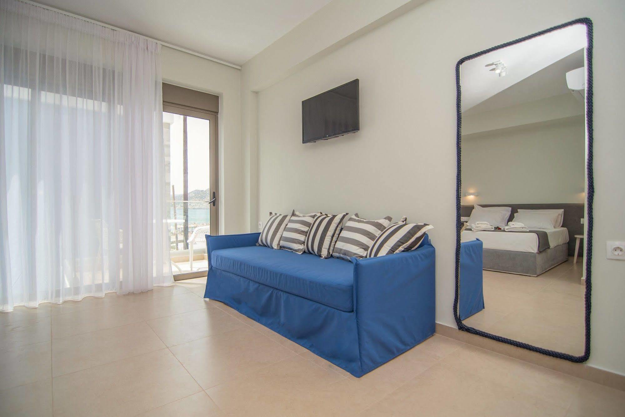 فندق باليوخورافي  Blue Horizon المظهر الخارجي الصورة